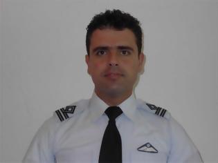 Φωτογραφία για O Νικόλαος Βασιλείου είναι ο νεκρός κυβερνήτης του εκπαιδευτικού αεροσκάφους, το οποίο συνετρίβη έξω απο την Σπάρτη