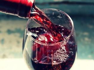 Φωτογραφία για Τι σημαίνει όταν το κρασί βγάζει άρωμα cola;
