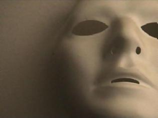 Φωτογραφία για Το τεστ της «κούφιας μάσκας» που μπορεί να δείξει αν κάποιος πάσχει από σχιζοφρένεια!