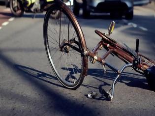 Φωτογραφία για Αιδηψός: Αυτοκίνητο παρέσυρε ποδηλάτη - Στο νοσοκομείο 67χρονος επιχειρηματίας!
