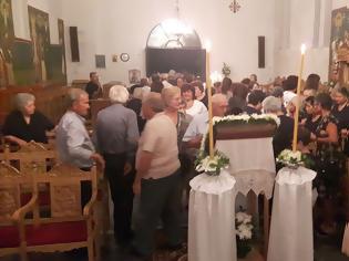 Φωτογραφία για Πραγματοποιήθηκε η Εορτή του Ιερού Λειψάνου στο Αλιβέρι (ΦΩΤΟ)