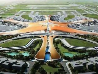 Φωτογραφία για Εντυπωσιάζει το νέο φουτουριστικό αεροδρόμιο του Πεκίνου