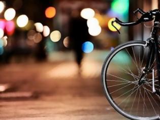 Φωτογραφία για Ποδήλατο παρέσυρε 9χρονο παιδί στο κέντρο της Λαμίας!