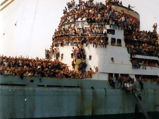 Φωτογραφία για Πρόταση-πρόκληση από Αυστρία και Ιταλία: Οι μετανάστες να κρατούνται πάνω στα πλοία