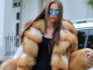 Φωτογραφία για «Όχι» στη γούνα λένε στην Εβδομάδα Μόδας του Λονδίνου