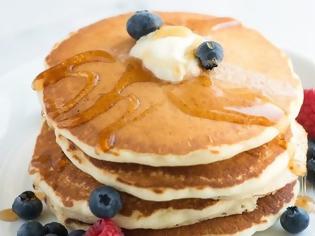 Φωτογραφία για Φτιάχνουμε τα πιο αφράτα pancakes για πρωινό