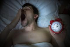 Ποια συνήθειά σας στον ύπνο αυξάνει τον κίνδυνο αθηροσκλήρωσης;