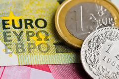 Ευρωπαϊκό Δικαστήριο: Τα εθνικά δικαστήρια θα αποφασίζουν για τα δάνεια σε συνάλλαγμα