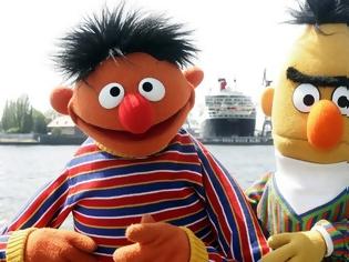 Φωτογραφία για Είναι τελικά ζευγάρι ο Μπερτ κι ο Έρνι του Sesame Street;