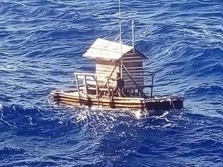 Φωτογραφία για Έφηβος αγνοούνταν για 49 ημέρες στη θάλασσα πάνω σε πλωτή καλύβα
