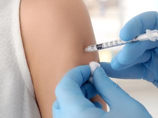 Φωτογραφία για Οι φαρμακοποιοί καλούν την Πολιτεία να ξεκαθαρίσει το θέμα με τους εμβολιασμούς των παιδιών