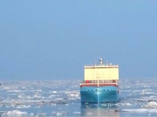 Φωτογραφία για Ρωσικό εμπορικό πλοίο διέπλευσε για πρώτη φορά τη βορειοανατολική οδό της Αρκτικής
