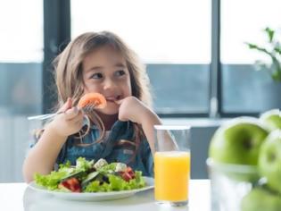 Φωτογραφία για Διδάσκεις το παιδί σου να τρώει υγιεινά;
