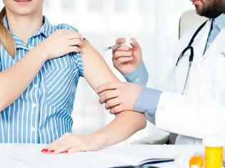 Φωτογραφία για Ξεκινά ο εμβολιασμός για την εποχική γρίπη - Ποιοι ανήκουν στις ομάδες υψηλού κινδύνου