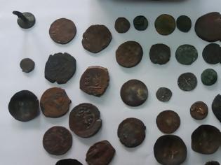 Φωτογραφία για Ηράκλειο: Πήγαινε βόλτα με… αρχαία νομίσματα στο Ι.Χ. του!