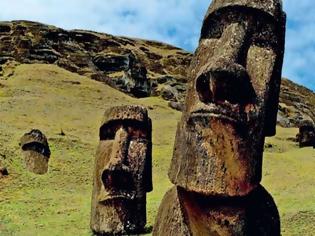 Φωτογραφία για Το μεγάλο μυστήριο με τα αγάλματα στο νησί του Πάσχα: Τι βρήκαν οι επιστήμονες κάτω από τα κεφάλια και έπαθαν σοκ!
