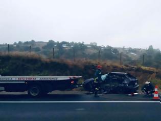 Φωτογραφία για Δυστύχημα με καραμπόλα σε όχημα οδικής βοήθειας που προσέφερε βοήθεια
