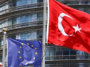 Φωτογραφία για Το Ευρωκοινοβούλιο κόβει προενταξιακά κονδύλια για την Τουρκία