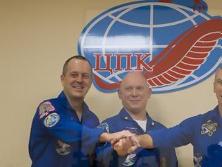 Φωτογραφία για Ρωσία: Επέστρεψαν στη Γη τρεις αστροναύτες από τον Διεθνή Διαστημικό Σταθμό