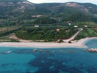 Φωτογραφία για Αρτολίθια Πρεβέζης, μια καλά κρυμμένη παραλία [video]
