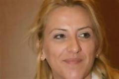 Μήνυση κατέθεσε η Δούρου κατά Κασιδιάρη