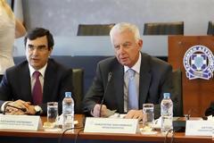 Π. ΠΙΚΡΑΜΜΕΝΟΣ: Η ΚΥΒΕΡΝΗΣΗ ΔΕΝ ΘΑ ΧΑΡΙΣΕΙ ΣΕ ΚΑΝΕΝΑΝ ΤΟ ΡΟΛΟ ΤΟΥ ''ΑΥΤΟΚΛΗΤΟΥ ΣΩΤΗΡΑ''
