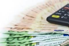 Τραπεζικός υπεξαίρεσε 1,5 εκ από λογαριασμούς πελατών