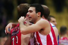 ΟΛΑ ΑΝΟΙΧΤΑ ΜΕ ΣΛΟΥΚΑ