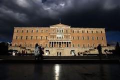 Αναγνώστης σχολιάζει την επικαιρότητα και απορεί για το μέλλον της χώρας
