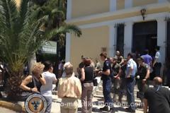 Αποκλειστικές δηλώσεις του δικηγόρου του 24χρονου πριν λίγο που σκότωσε τον 43χρονο Αλβανό ληστή