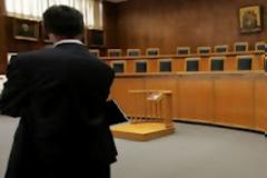 Δικαστήριο στη Λέσβο σώζει υπερχρεωμένη οικογένεια