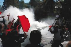 Eπίθεση σε πολίτες που διαμαρτύρονταν για λαθρομετανάστες από ΣΥΡΙΖΑίους και αναρχικούς