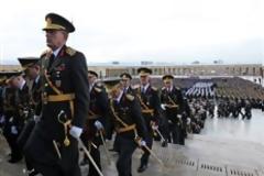 Νέα κρίση στον τουρκικό Στρατό Οι υπαξιωματικοί σηκώνουν μπαϊράκι στο facebook