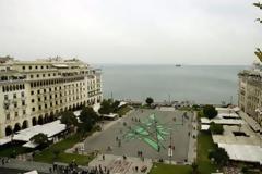 Η πλατεία Αριστοτέλους γίνεται... γήπεδο μπιτς βόλεϊ!