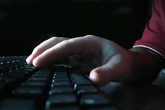 Ανοιχτή επιστολή στους χαφιέδες, τους κατάσκοπους και άλλα τέτοια ανδροειδή