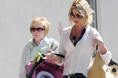 H Katherine Heigl μιλάει για τη χαοτική ζωή της μητρότητας!