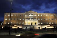 Με ή χωρίς πατρίδα το δίλημμα των επερχόμενων εκλογών