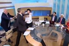 Ζωντανοί και νεκροί...