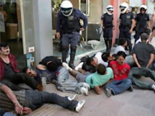 Φωτογραφία για ΣΟΚ προκαλεί ο αριθμός των συλλήψεων και των προσαγωγών από τον απολογισμός εβδομαδιαίων αστυνομικών δράσεων στο κέντρο της Αθήνας