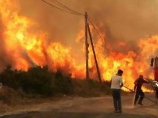 Φωτογραφία για Μεγάλη φωτιά στη Δροσιά Κερατέας