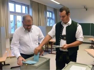Φωτογραφία για Εκλογές στη Βαυαρία: Πτώση-«χαστούκι» 12 μονάδων για τον κυβερνητικό εταίρο της Μέρκελ