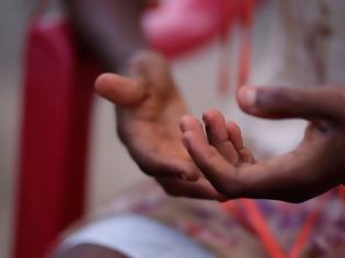 Φωτογραφία για MKO ζητά δημόσια συγγνώμη για τους βιασμούς ανήλικων κοριτσιών από τον συνιδρυτή της