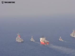 Φωτογραφία για Επίδειξη δύναμης από το Τουρκικό Επιτελείο: Διαφημίζει το Μπαρμπαρός και τα πολεμικά πλοία που το συνοδεύουν!