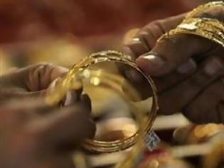 Φωτογραφία για Πάτρα: Χρυσές δουλειές σε κοσμηματοπωλεία για 41χρονο - Πως έκλεβε χρυσαφικά