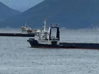 Φωτογραφία για Εμπλοκή με το φορτηγό πλοίο που προσάραξε στη Λευκάδα – Δεν πληρώνουν το ρυμουλκό