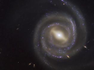 Φωτογραφία για Πώς οι ενεργές υπερμεγέθεις μαύρες τρύπες επηρεάζουν το ρυθμό της αστρογένεσης των γαλαξιών που τις φιλοξενούν
