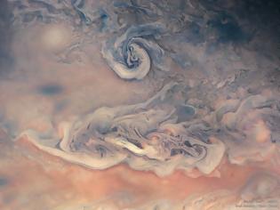 Φωτογραφία για Swirls and Colors on Jupiter from Juno