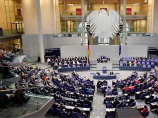 Φωτογραφία για Η Bundestag υπερψήφισε το Σύμφωνο του ΟΗΕ για τη Μετανάστευση