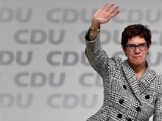 Φωτογραφία για Νέα πρόεδρος του CDU η Άνεγκρετ Κραμπ-Καρενμπάουερ