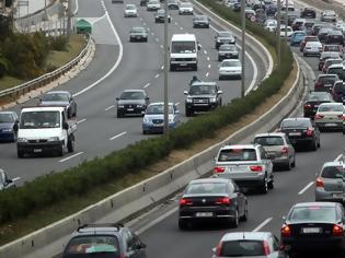 Φωτογραφία για Πώς η κρίση μείωσε τα θανατηφόρα τροχαία: Λιγότερα οχήματα, πιο συντηρητική οδήγηση για εξοικονόμηση καυσίμων